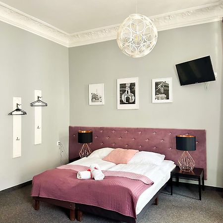 Expolis Residence - City Center Mtp Targi - 24H #Betterthanyourex Poznań Extérieur photo