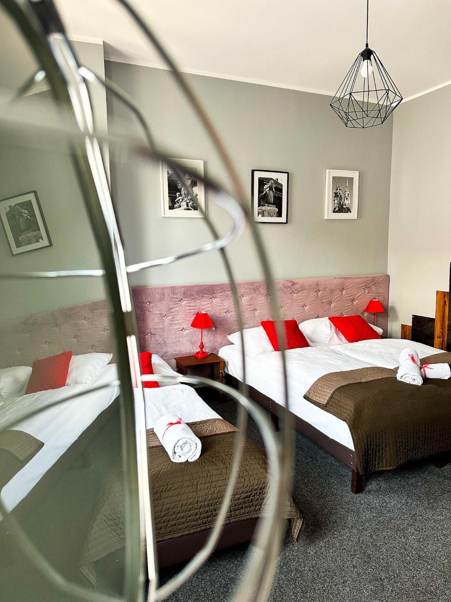 Expolis Residence - City Center Mtp Targi - 24H #Betterthanyourex Poznań Extérieur photo