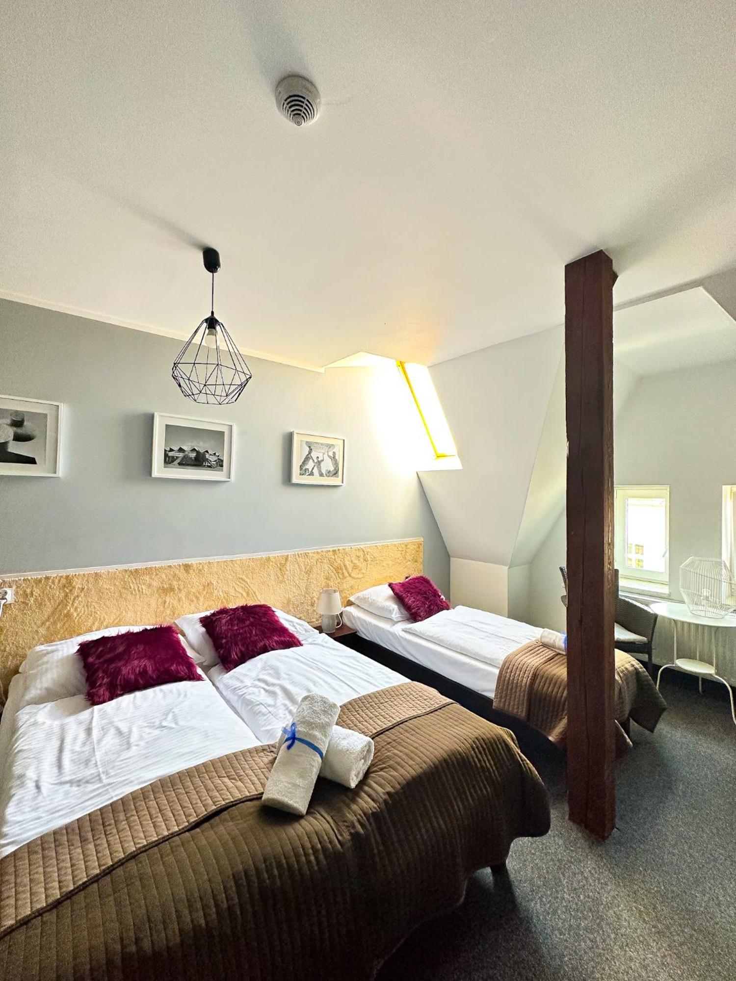 Expolis Residence - City Center Mtp Targi - 24H #Betterthanyourex Poznań Extérieur photo