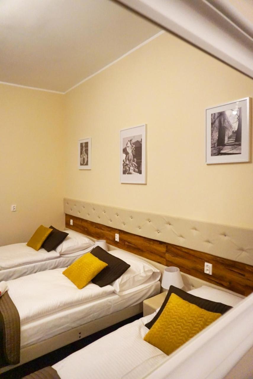 Expolis Residence - City Center Mtp Targi - 24H #Betterthanyourex Poznań Extérieur photo
