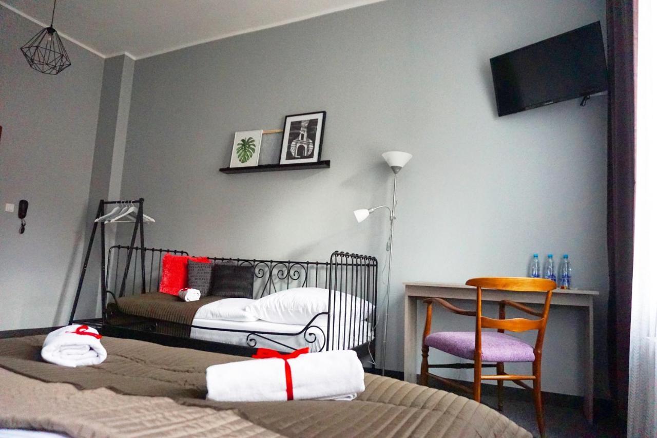 Expolis Residence - City Center Mtp Targi - 24H #Betterthanyourex Poznań Extérieur photo