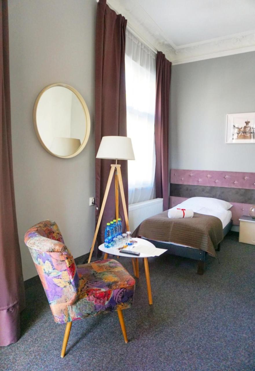 Expolis Residence - City Center Mtp Targi - 24H #Betterthanyourex Poznań Extérieur photo